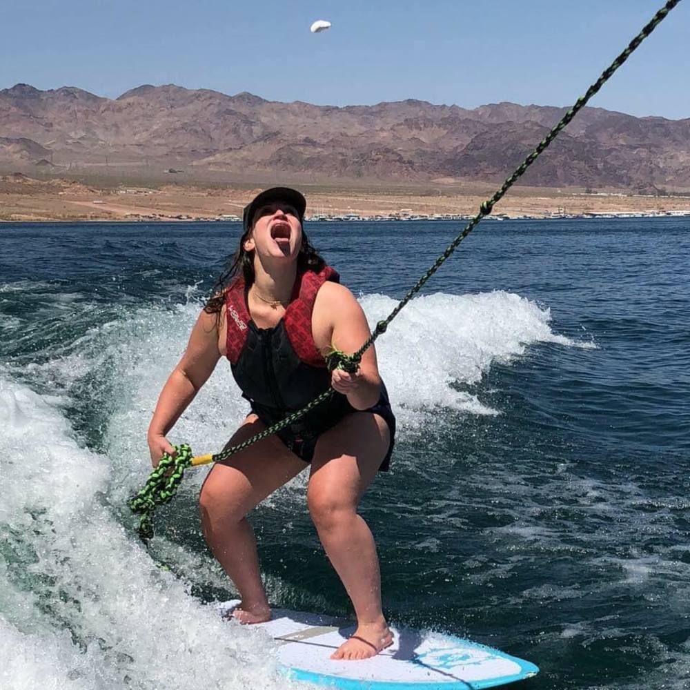 Meet your Posher, Alix